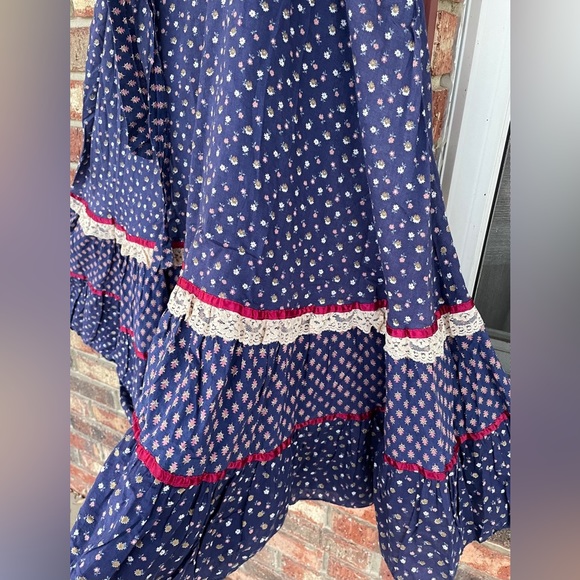 VTG 🦋Gunne Sax🦋 70’s Navy & Red Calico floral Cottage Core Prairie Dress✨ - Picture 9 of 16